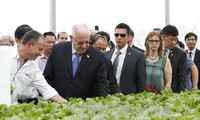 Tổng thống Israel và Phu nhân thăm Dự án đầu tư Nông nghiệp ứng dụng công nghệ cao VinEco Tam Đảo